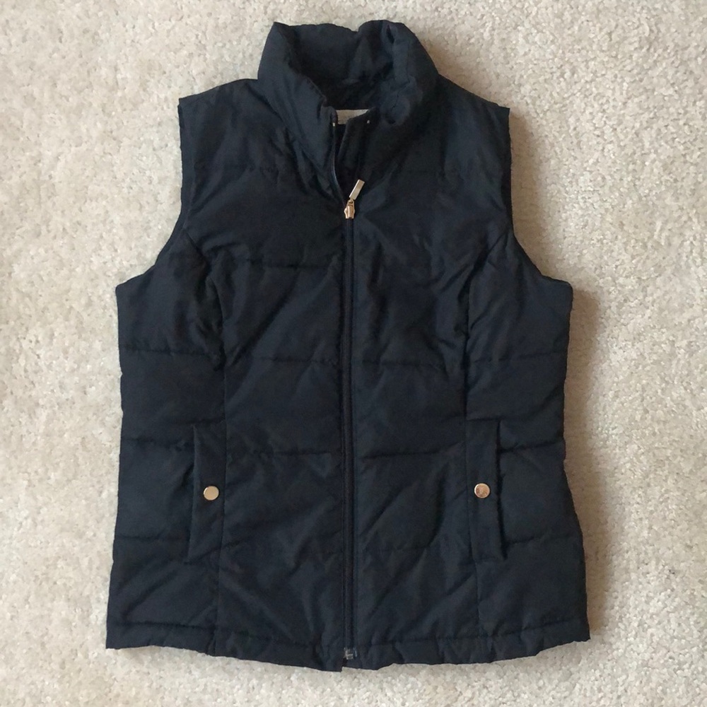 Women’s Black puffer Vest